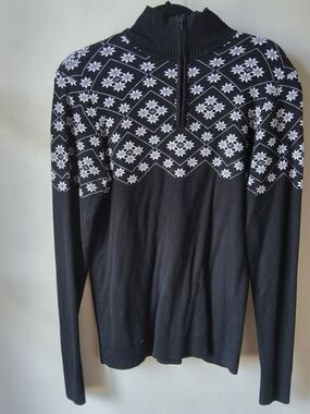 NILS Black and White Zip-Up Sweater with Nordic Pattern